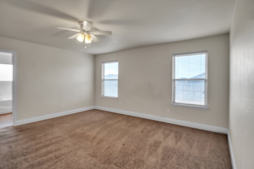 706 E 95th St, Odessa, Texas image 13