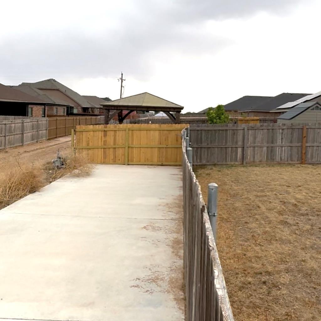 706 E 95th St, Odessa, Texas image 24