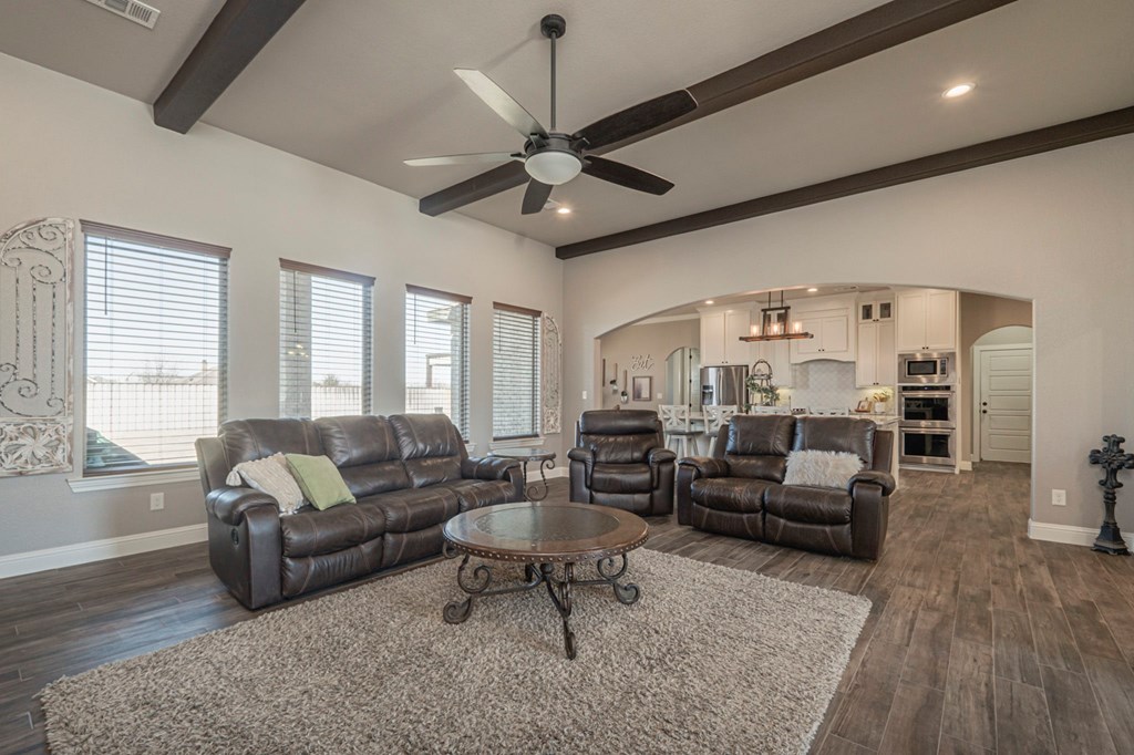 16775 N Dogwood Ave, Gardendale, Texas image 15