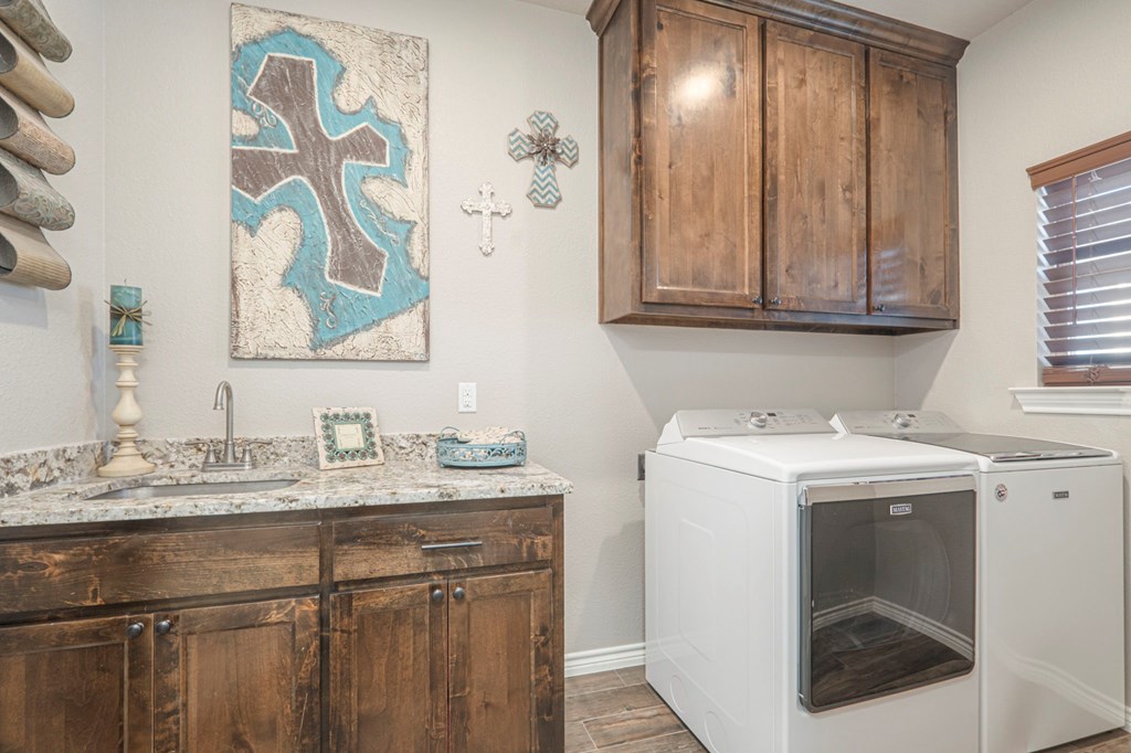 16775 N Dogwood Ave, Gardendale, Texas image 34