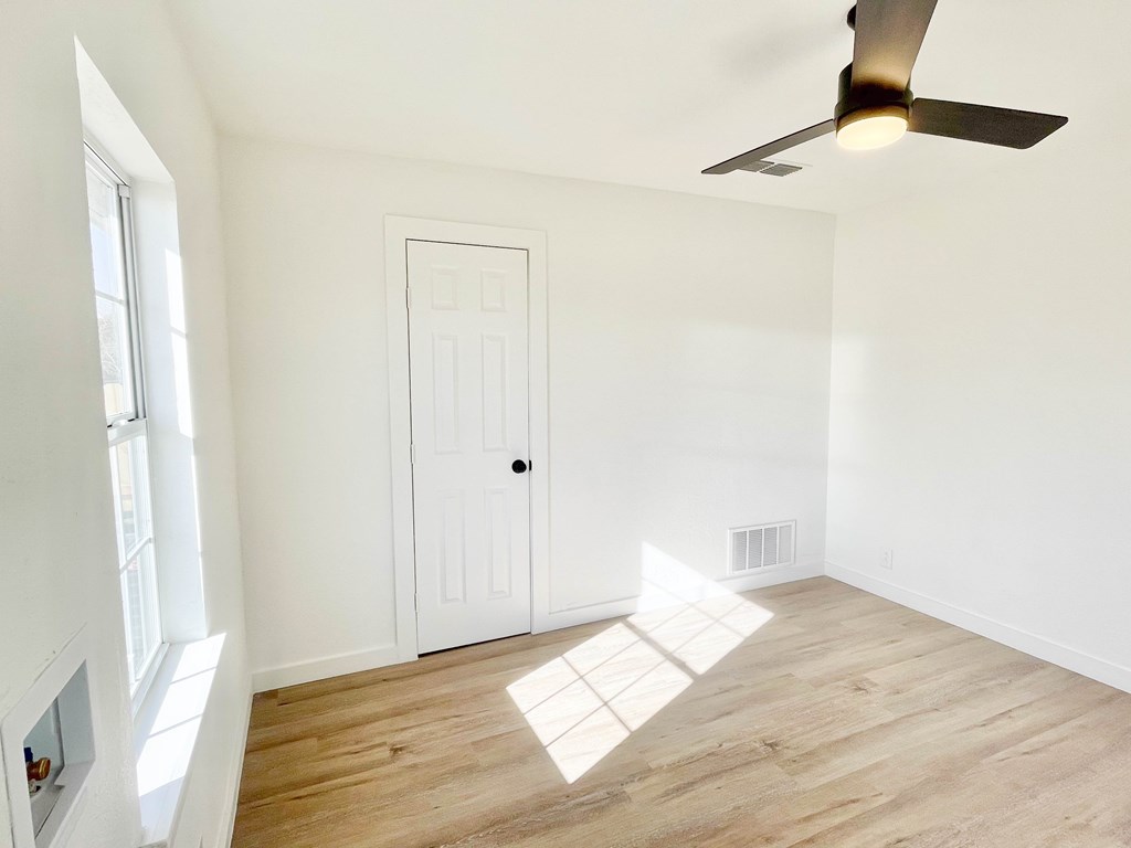 619 SW 6th St, Seminole, Texas image 17