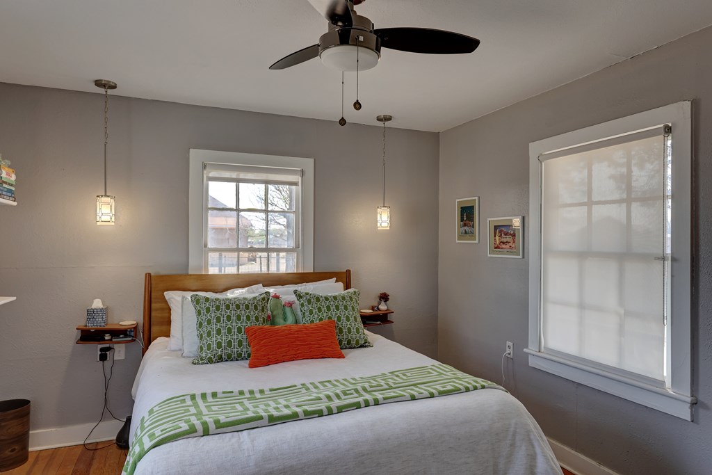 408 W 2nd St, Marfa, Texas image 10