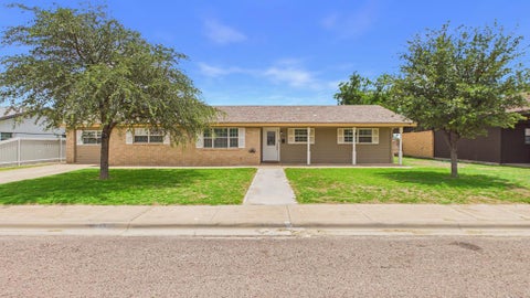 Condo For Sale - 105 S Seals<br/> Fort Stockton, TX 79735