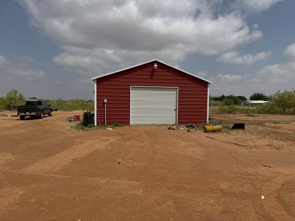 4712 S County Rd 1200, Midland, Texas image 17