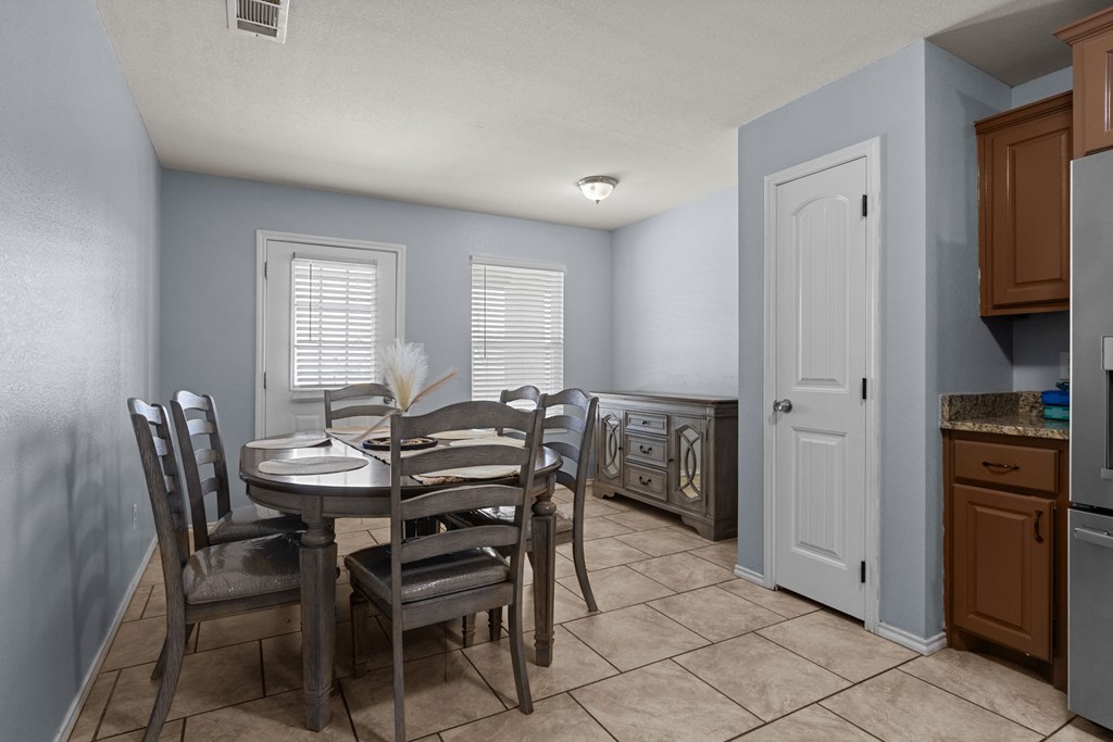 1004 Jefferson St, Odessa, Texas image 9