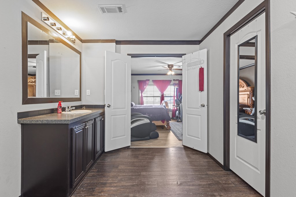 5745 W Cross St, Odessa, Texas image 23