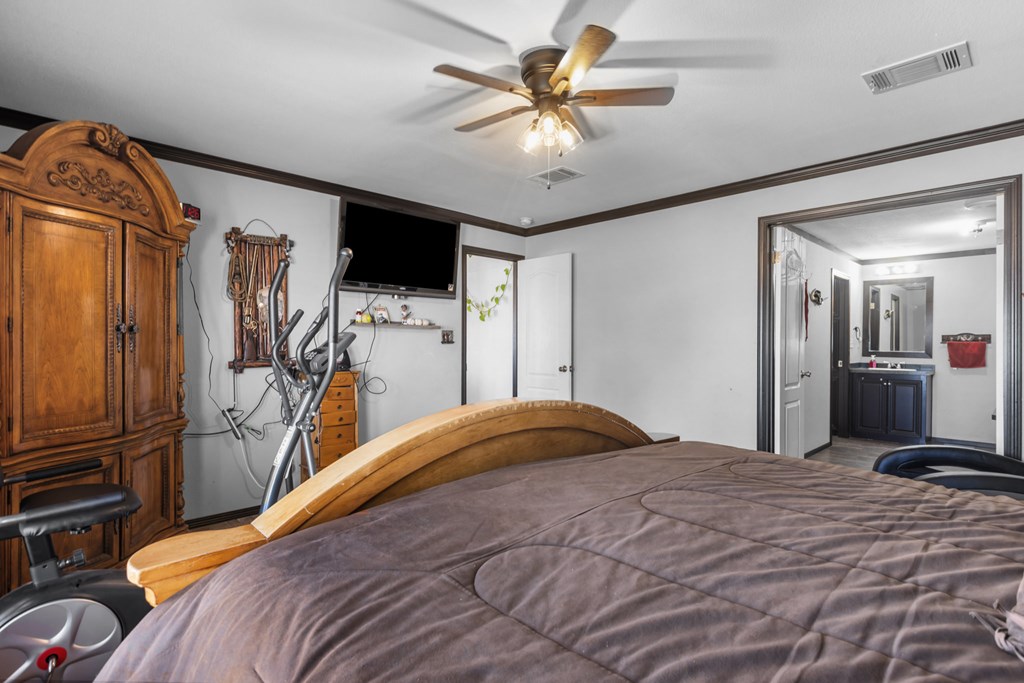 5745 W Cross St, Odessa, Texas image 20