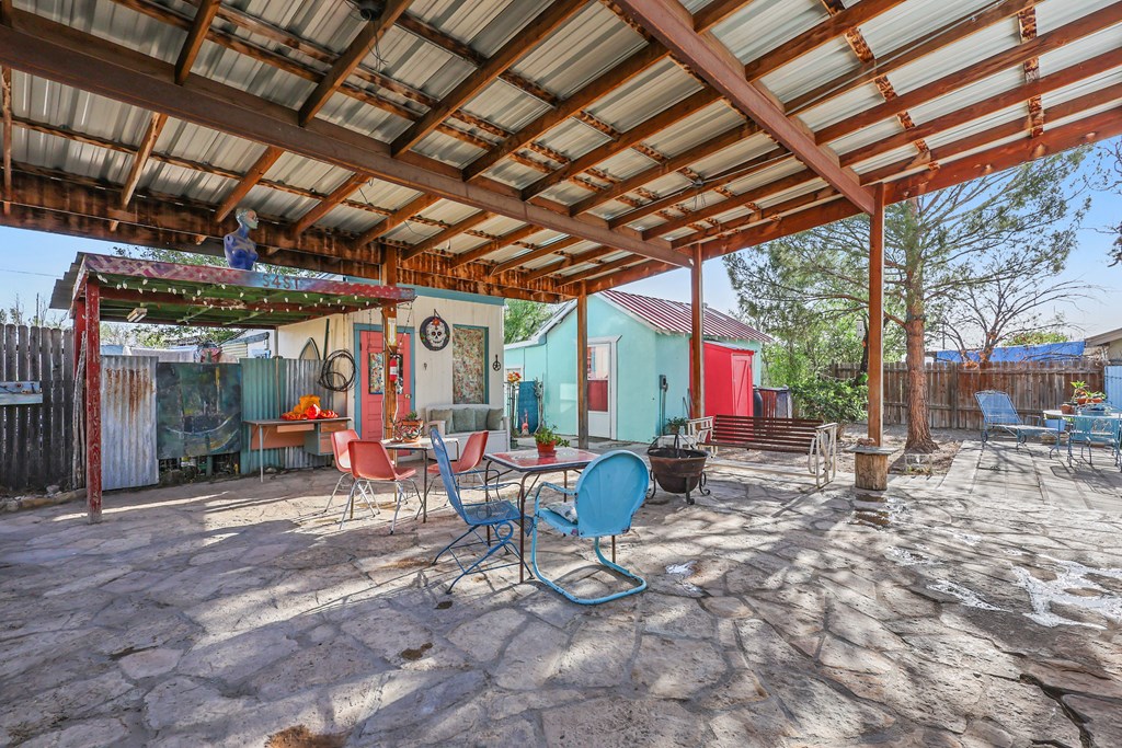 106 SE 4th St, Marathon, Texas image 16