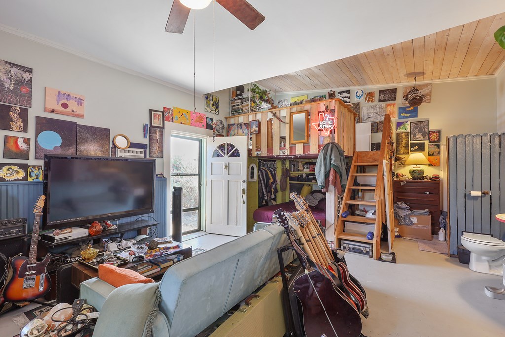 106 SE 4th St, Marathon, Texas image 26