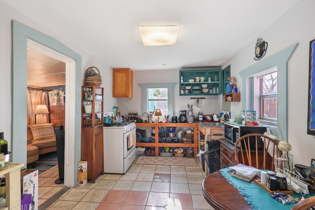 106 SE 4th St, Marathon, Texas image 18