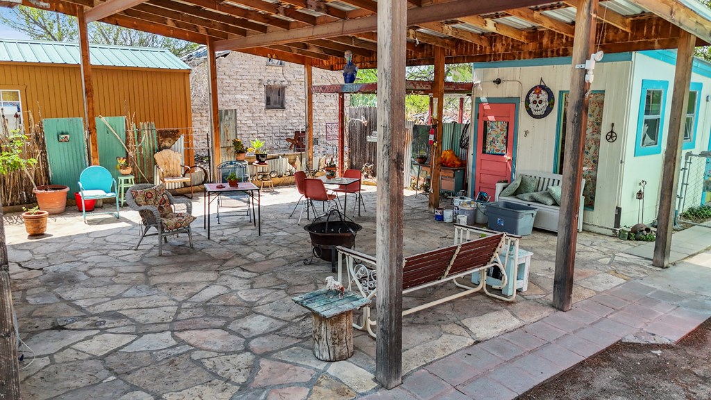 106 SE 4th St, Marathon, Texas image 14