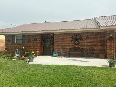 Homes For Sale - 4008 Springdale Dr<br/> Odessa, TX 79762