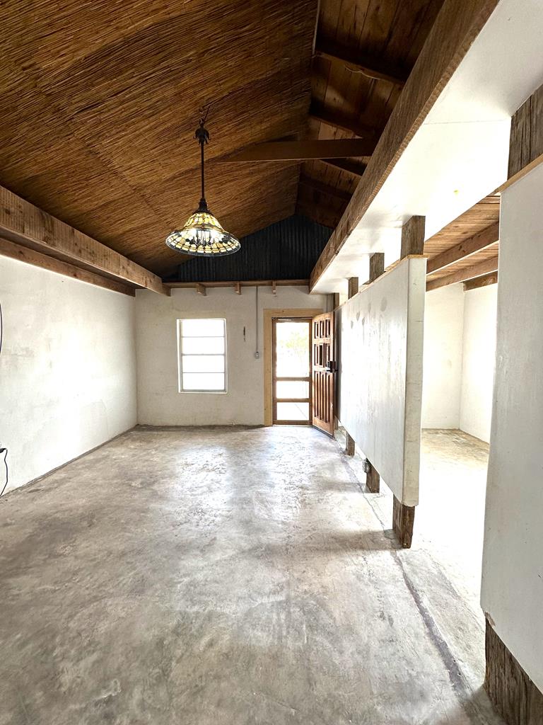 1008 W Dallas St, Marfa, Texas image 7