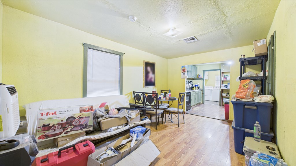 1305 S Morris St, Pecos, Texas image 6