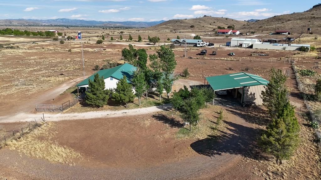43031 Fm 1703, Alpine, Texas image 29