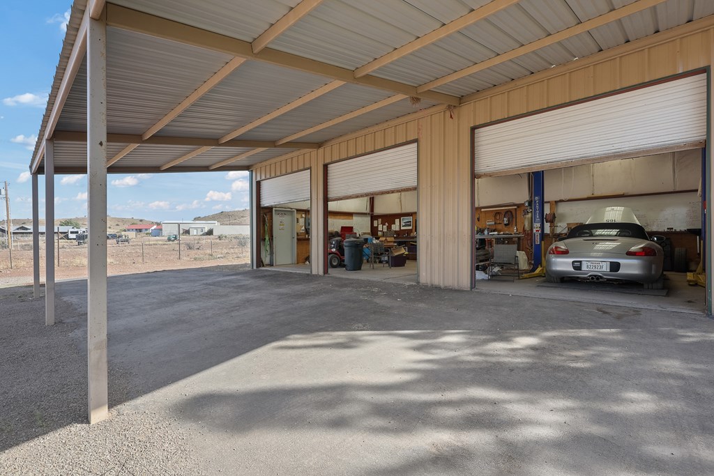 43031 Fm 1703, Alpine, Texas image 25