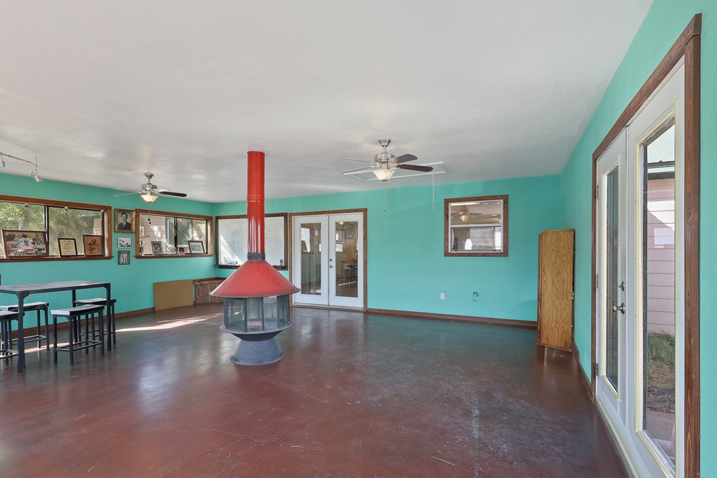 43031 Fm 1703, Alpine, Texas image 22