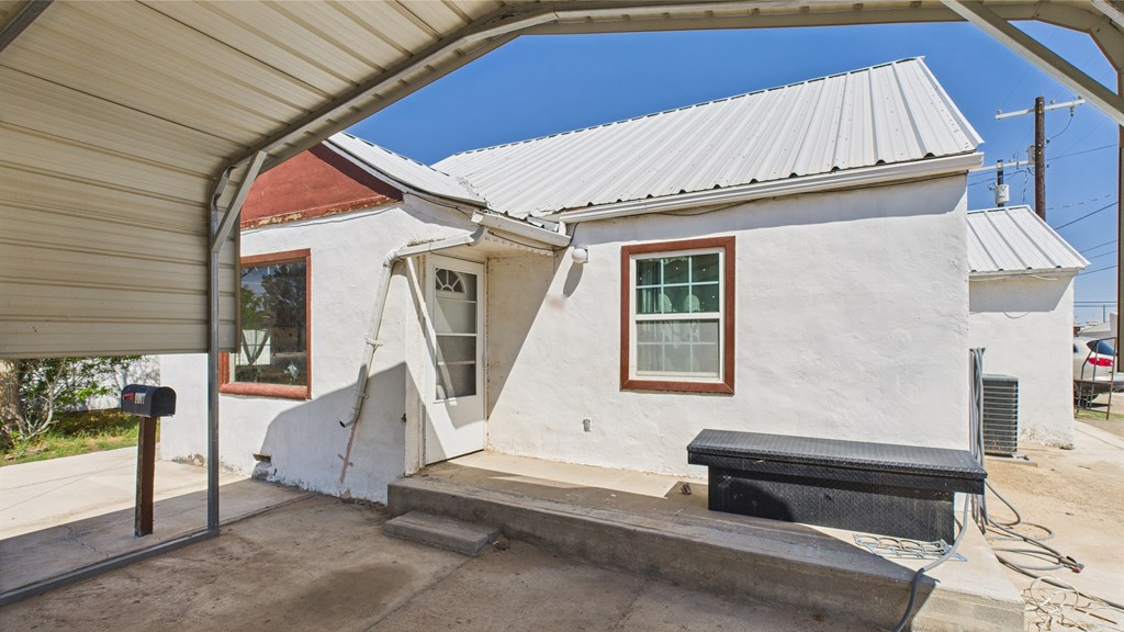 1017 W 5th, Pecos, Texas image 4