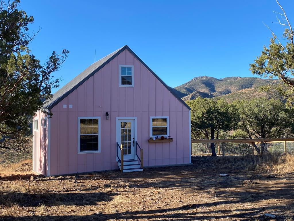 102 Low Meadow Point, Fort Davis, Texas image 1