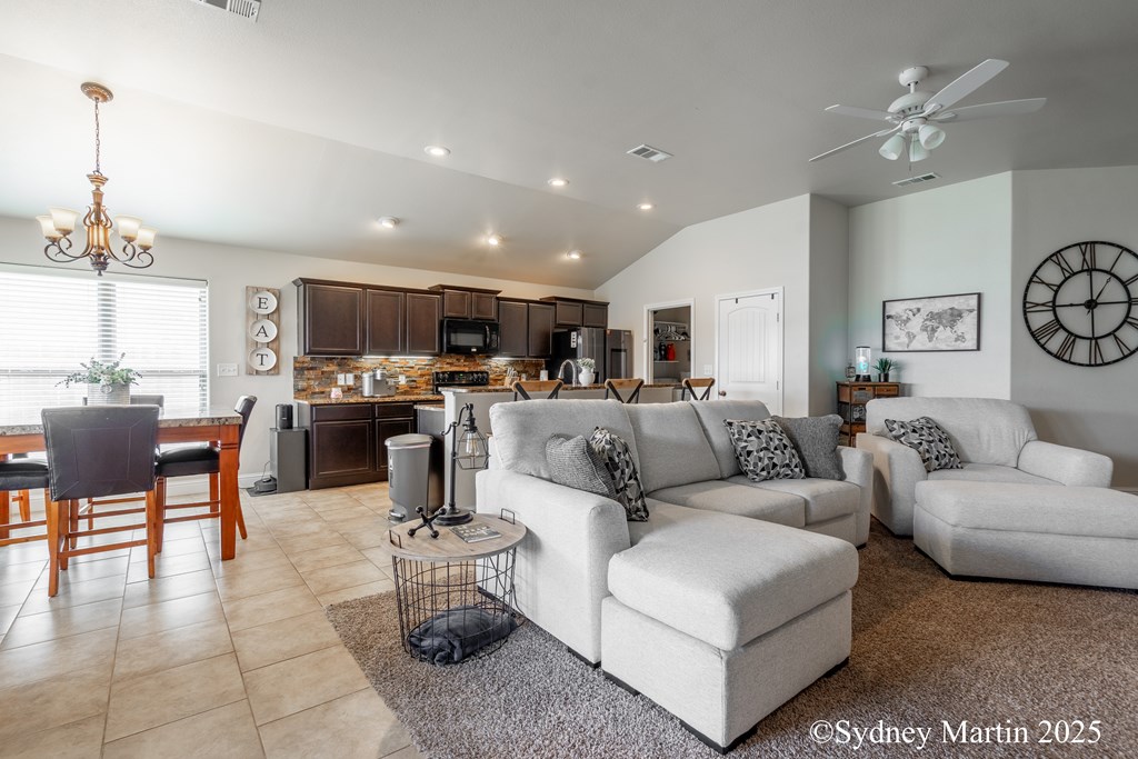 810 E 94th St, Odessa, Texas image 6