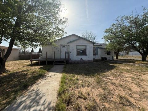Homes For Sale - 601 S Franklin Ave<br/> Monahans, TX 79756