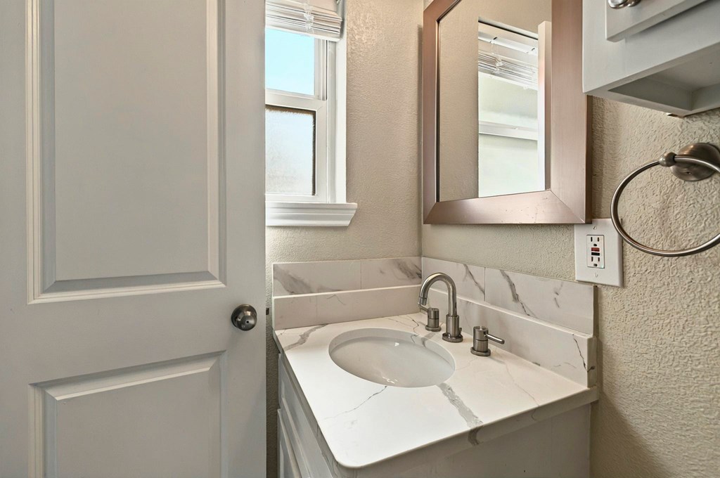 1007 NW 13th St, Andrews, Pennsylvania image 37