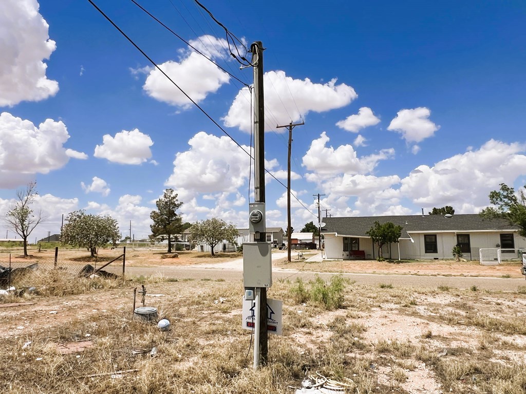 621 N Midland St, Goldsmith, Texas image 4
