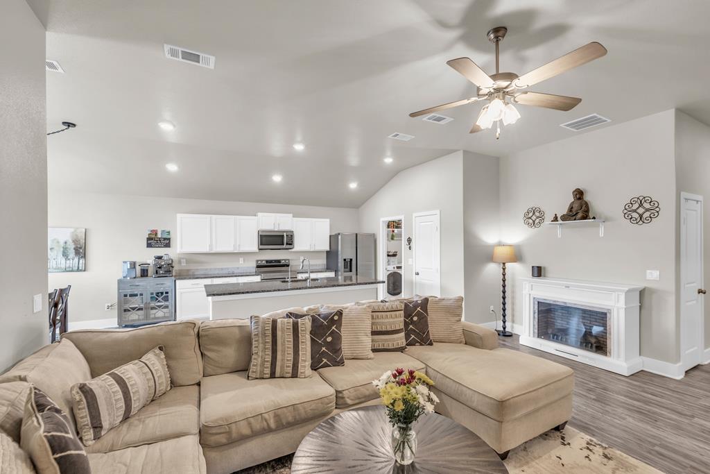 1302 Lantana Ct, Odessa, Texas image 17