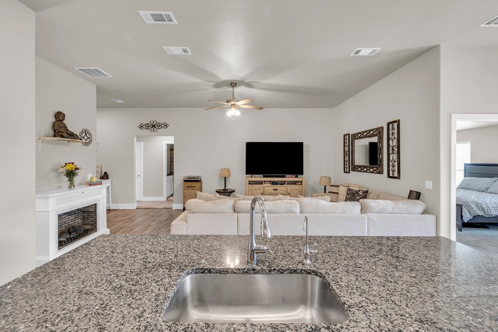 1302 Lantana Ct, Odessa, Texas image 25