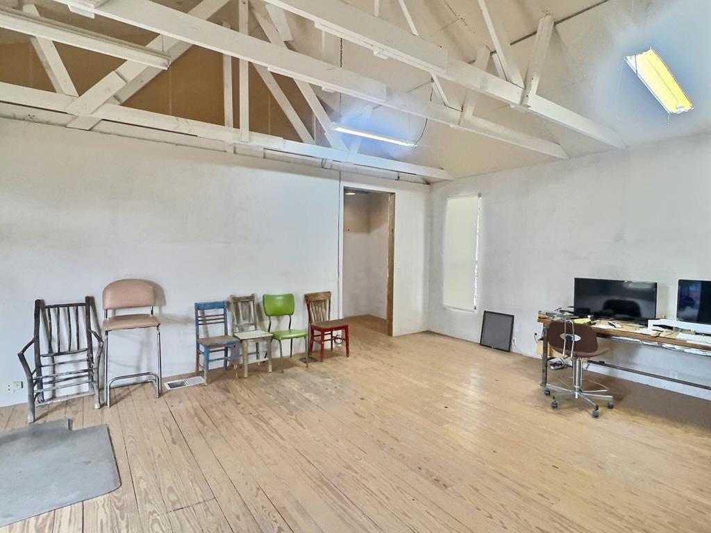 308 E Murphy St, Marfa, Texas image 13