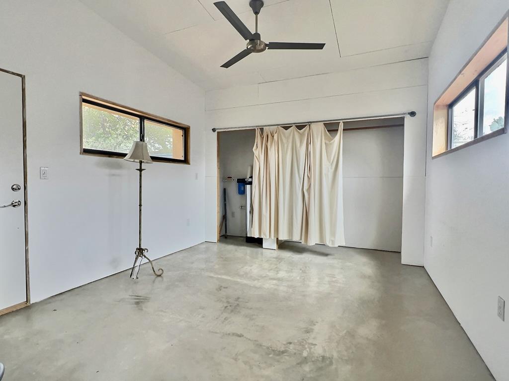308 E Murphy St, Marfa, Texas image 45