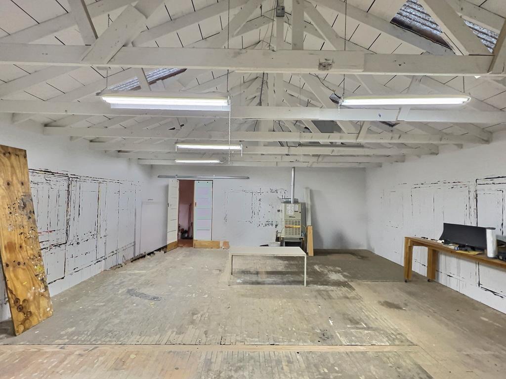 308 E Murphy St, Marfa, Texas image 9