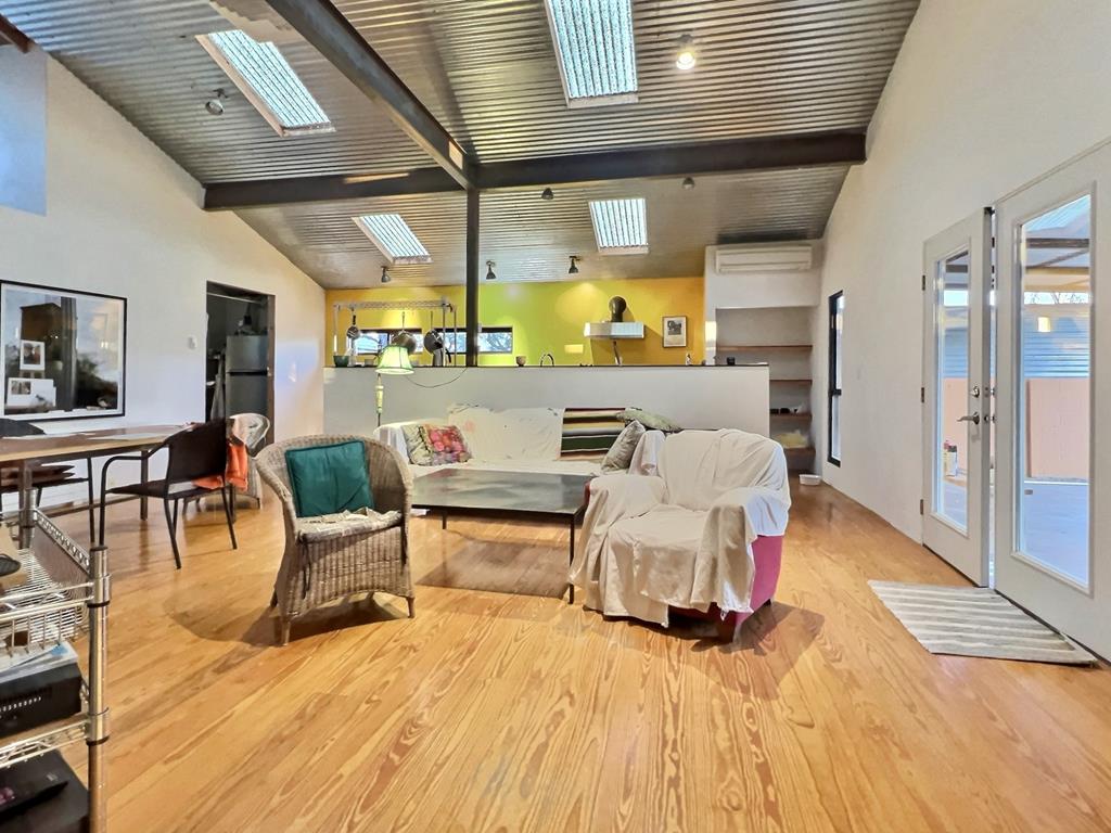308 E Murphy St, Marfa, Texas image 32