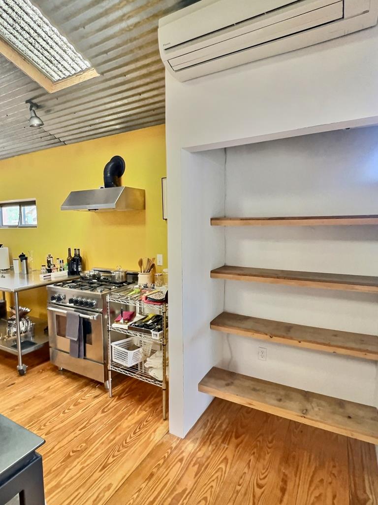 308 E Murphy St, Marfa, Texas image 36