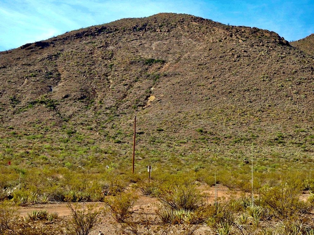 889 Sombrero Peak Road, Terlingua, Texas image 4