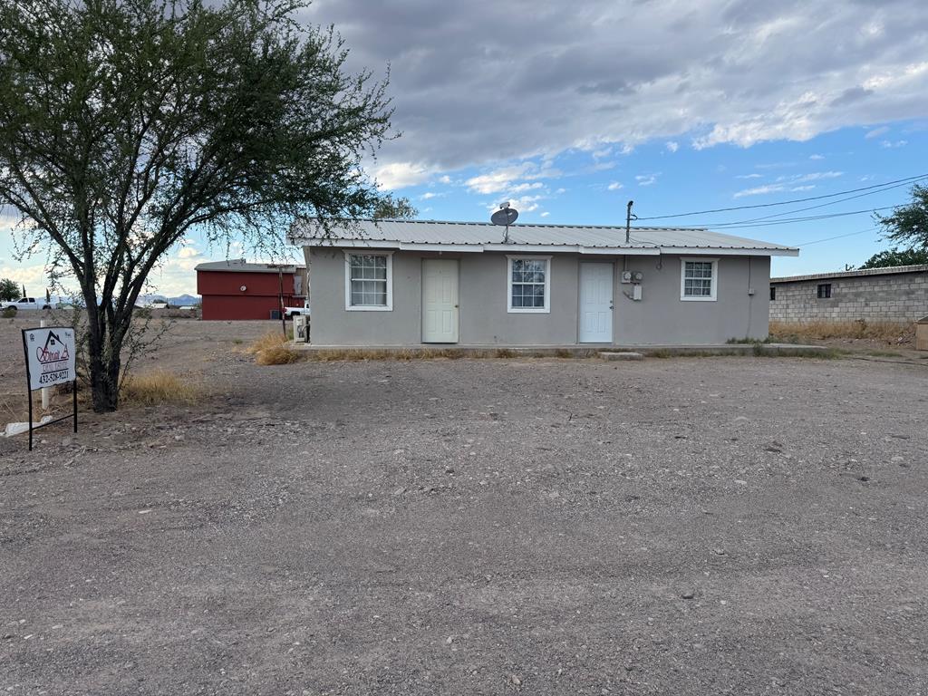 307 Louvain Ave, Presidio, Texas image 1