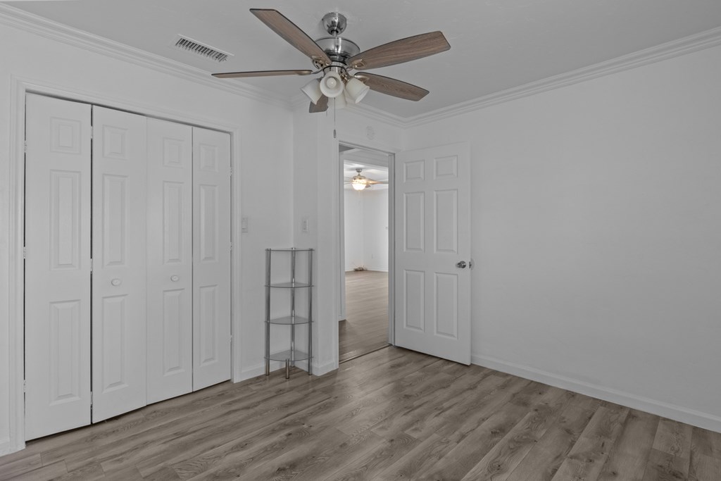 15411 N Hollyhock Ave, Gardendale, Texas image 38