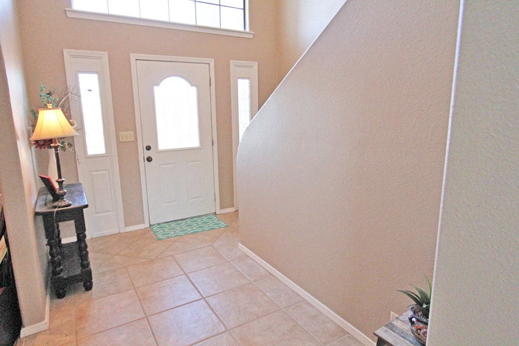 514 E John W Rd, Alpine, Texas image 2