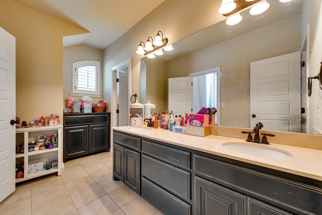 5 Warwick Dr, Odessa, Texas image 36