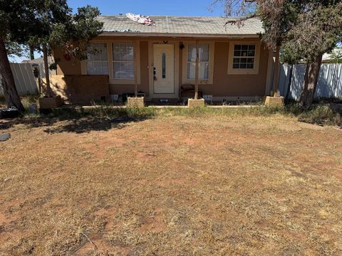 Homes For Sale - 915 E 16th St<br/> Odessa, TX 79761