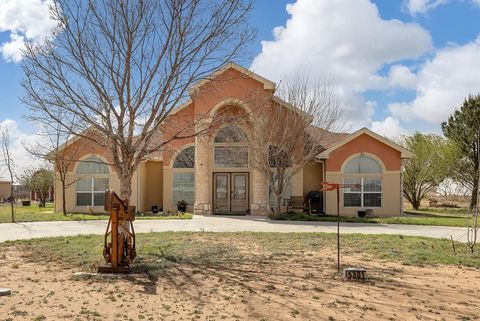 Homes For Sale - 5301 N County Rd 1123<br/> Midland, TX 79705