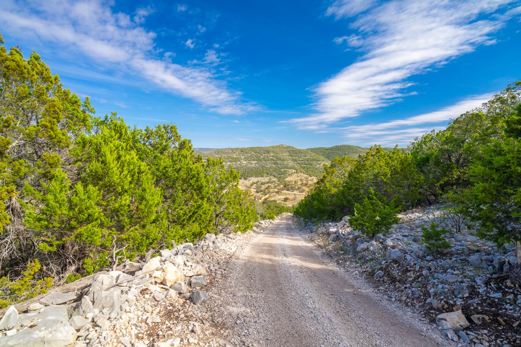 TBD Hwy 83, Leakey, Texas image 34