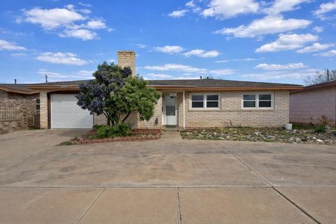 Homes For Sale - 1709 E 51st St<br/> Odessa, TX 79762