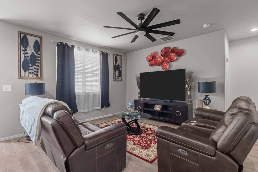 7546 Starry Sky Ct, Odessa, Pennsylvania image 5