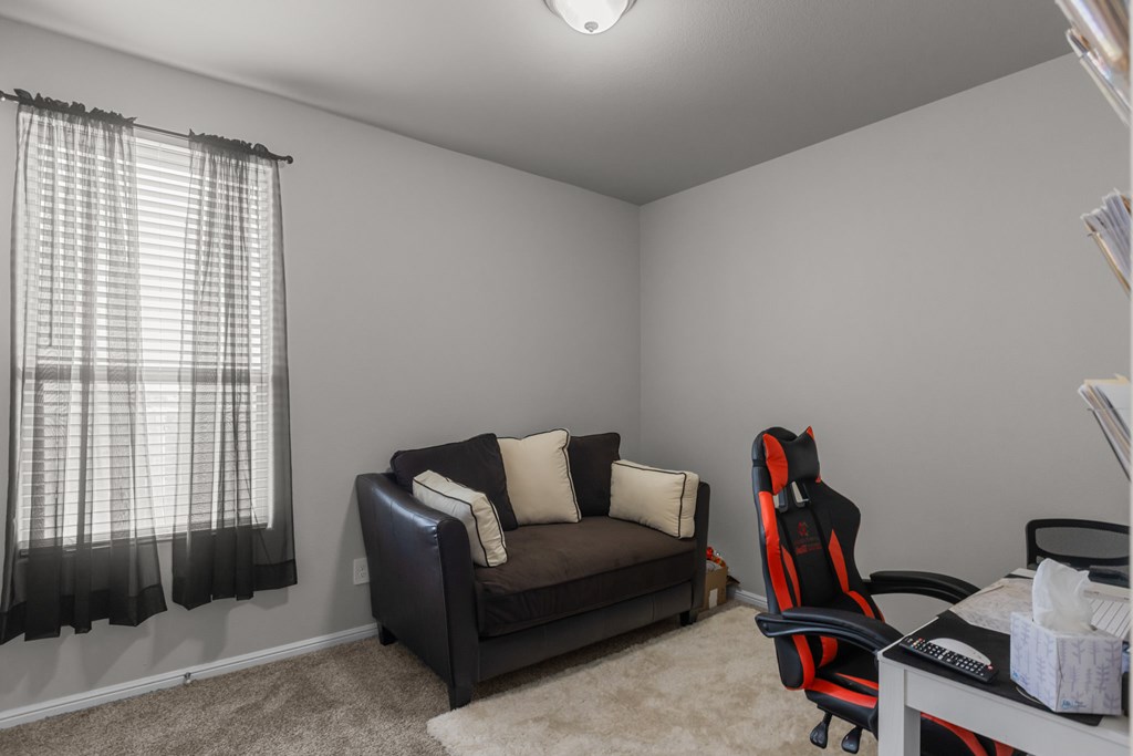 7546 Starry Sky Ct, Odessa, Pennsylvania image 12