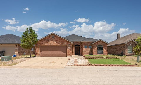 Homes For Sale - 9904 Aloe Ct<br/> Odessa, TX 79765