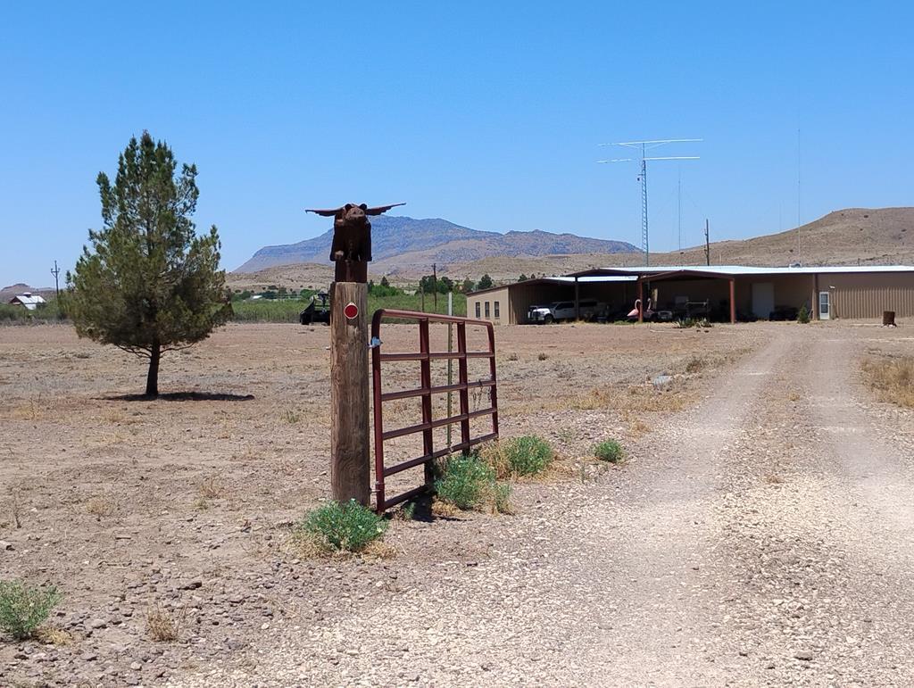 735 S Front Street, Fort Davis, Texas image 1