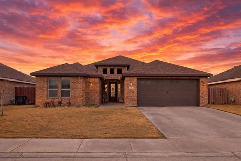 Homes For Sale - 41 Balmoral Circle<br/> Odessa, TX 79765