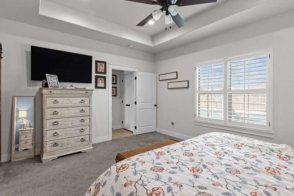 8 NW Sarai Circle, Andrews, Texas image 21