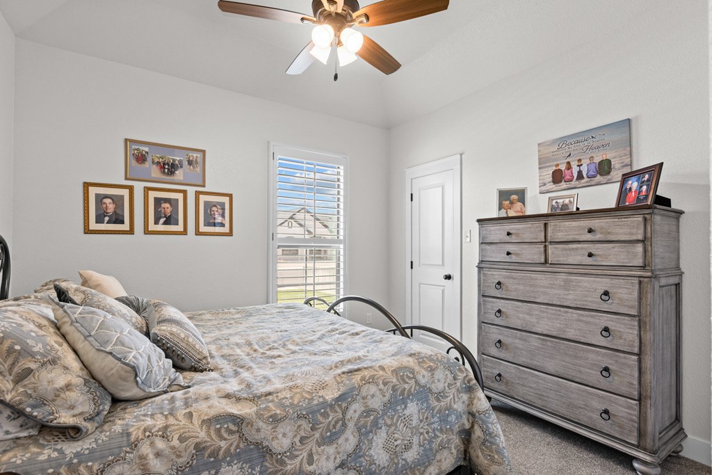 8 NW Sarai Circle, Andrews, Texas image 16